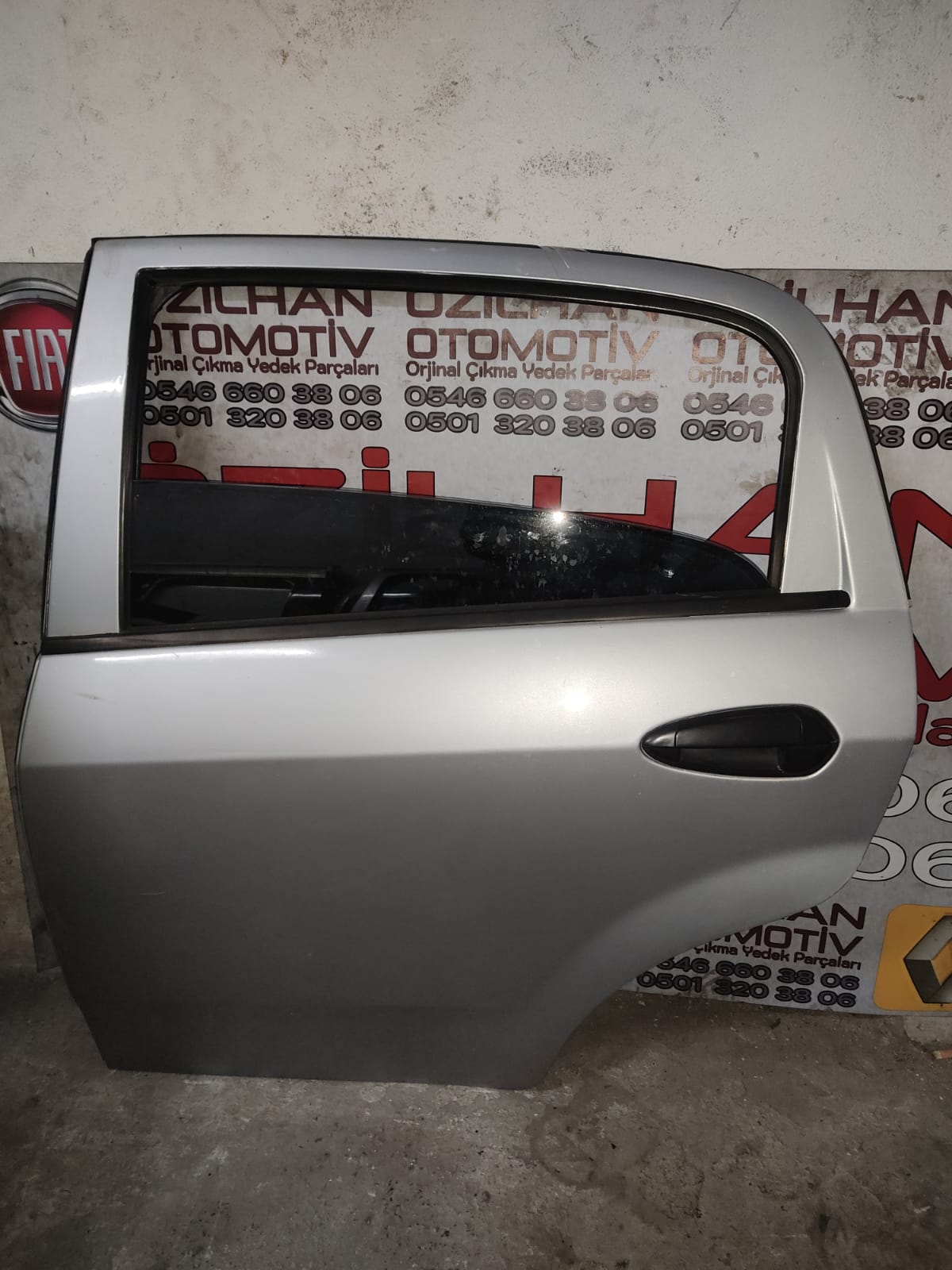 fiat-punto-cikma-sol-arka-kapi Fiat Punto Çıkma Sol Arka Kapı