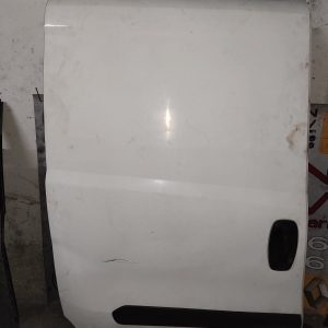 Fiat Doblo 3-4 Çıkma Sağ Sürgülü Kapı